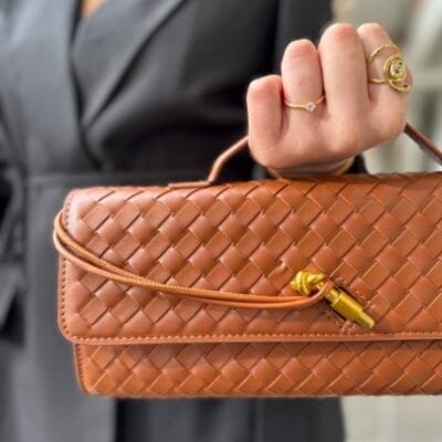 Τσάντα Baguette Πλεκτή σε καφέ χρώμα