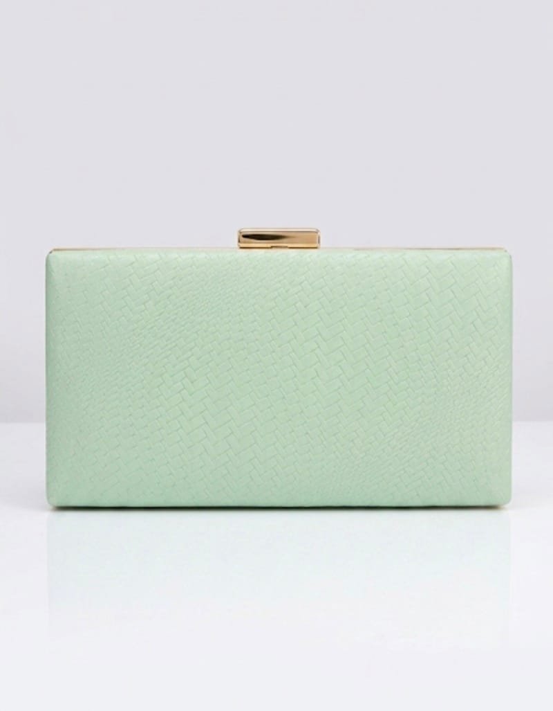 Τσαντάκι Clutch Σκληρό σε φυστικί χρώμα